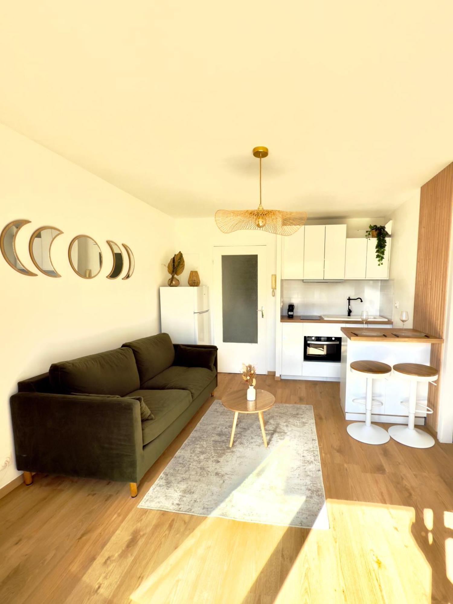 Appartement 1 chambre pour 2 pers - fraîchement rénové - terrasse - parking Dinard Extérieur photo